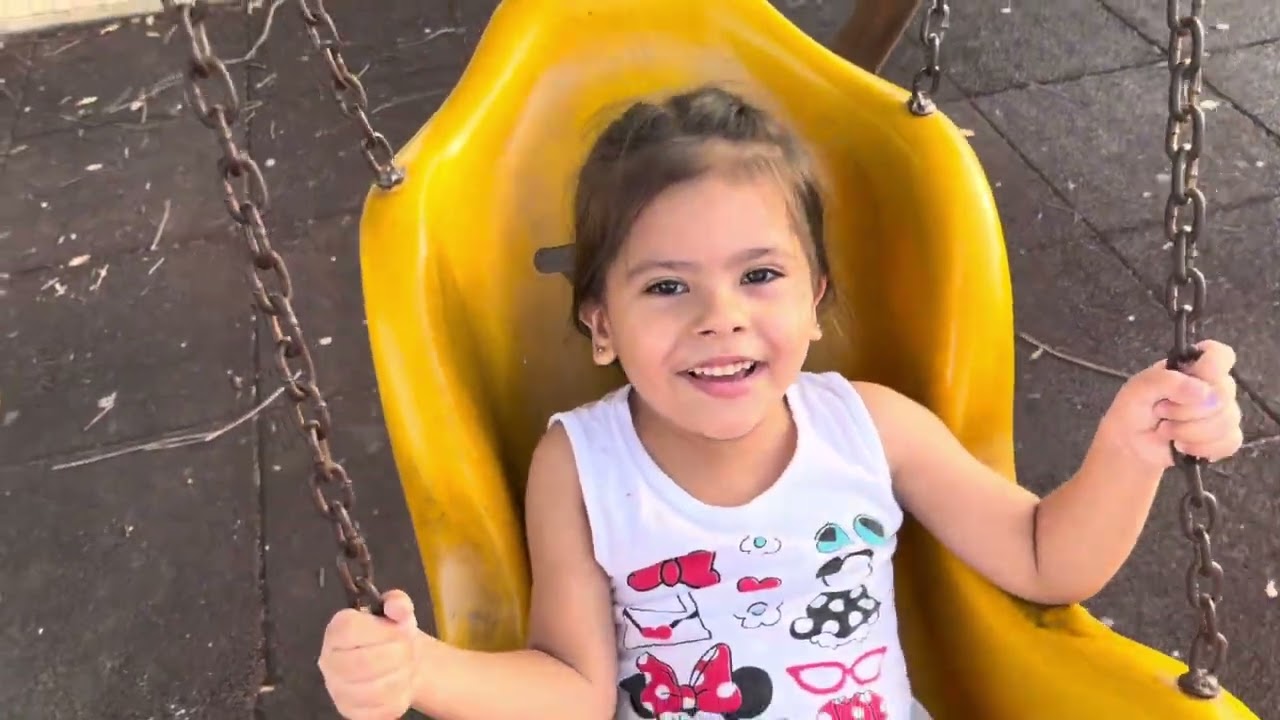 Bianca em uma tarde Divertida no Parque da cidade em Barbalha - Ceará 