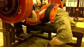Dave Breker 675lbs