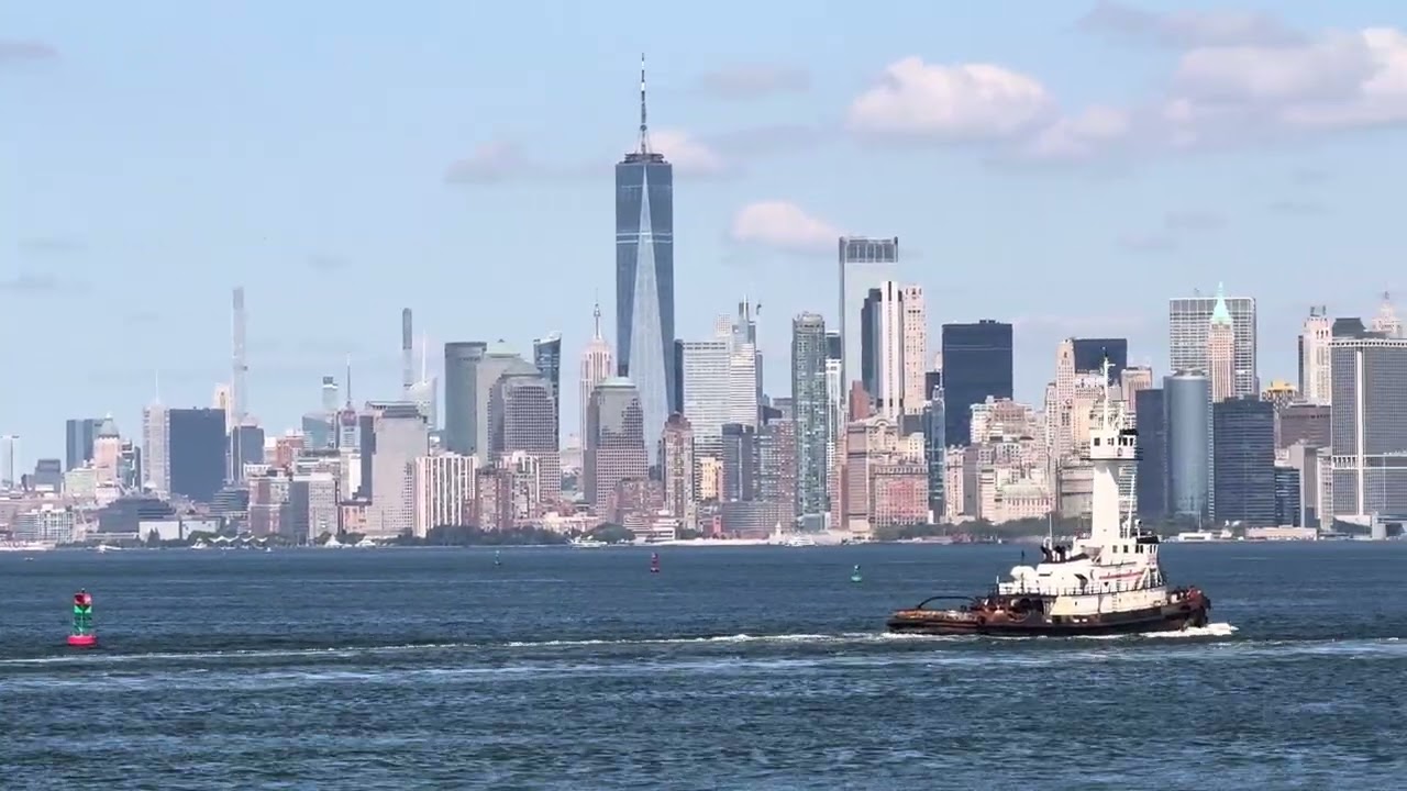 STATEN ISLAND FERRY + MANHATTAN SKYLINE 