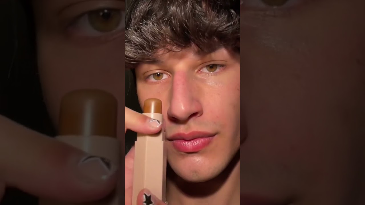 Guys it’s not normal to wash your face… 