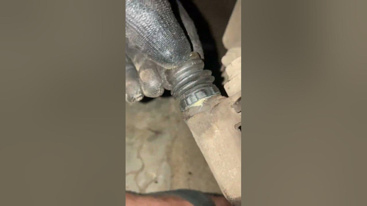 Car caliper pin noise Car Caliper greasing kese kare Car ka brake caliper pin ki greasing