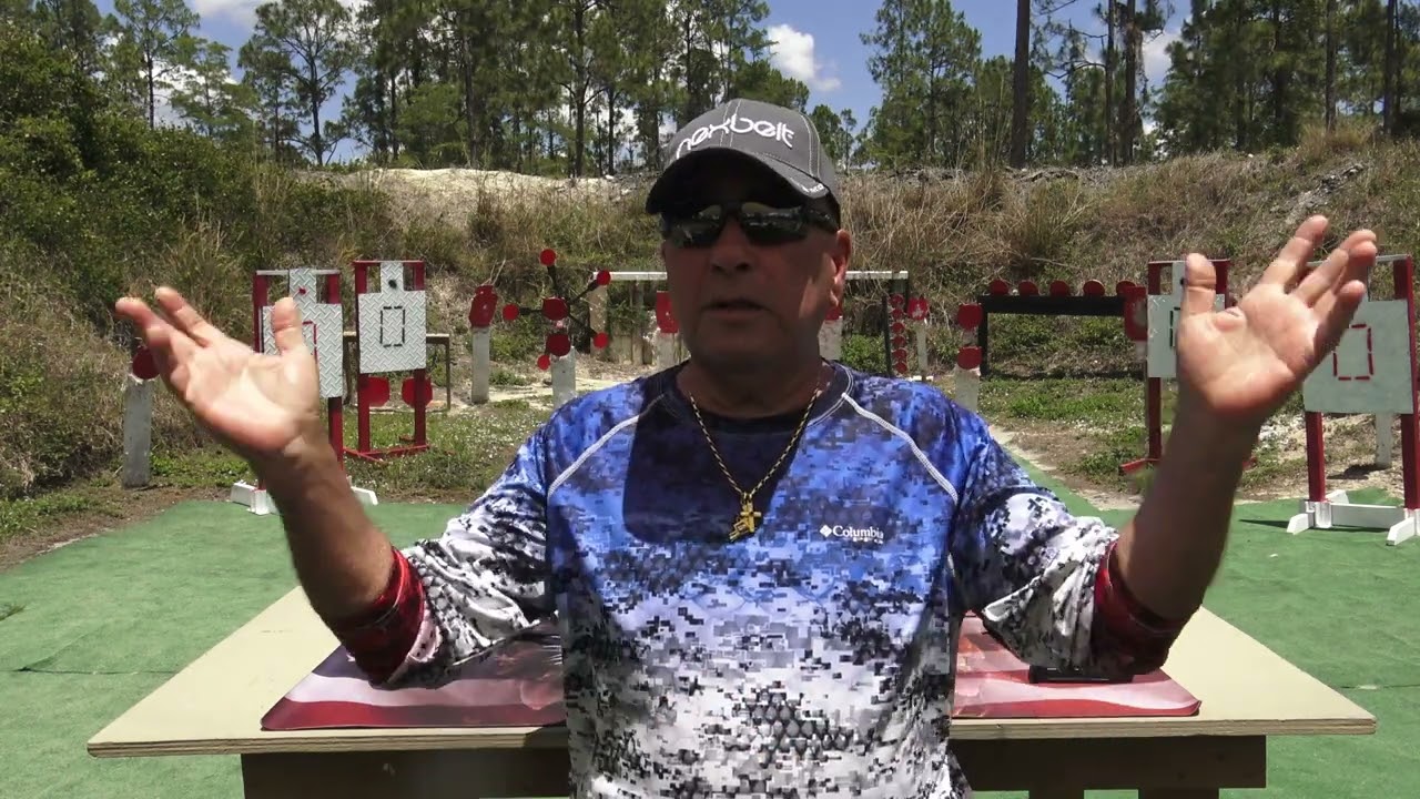 El policia es un estupido al portar la SIG P320 o no es segura para portar