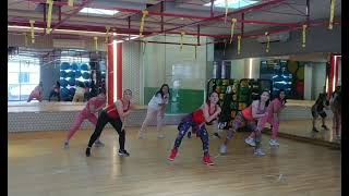 Mega Francesita Toma Toma Zumba | zumba | combat | juli Resimi