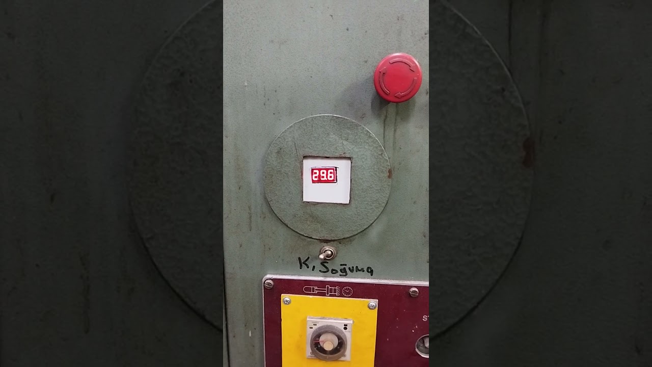 Eski Negri Bossi Plastik Enjeksiyon Makinasını Otomatik Çalıştırılması, Dijital Sayaçların Takılması