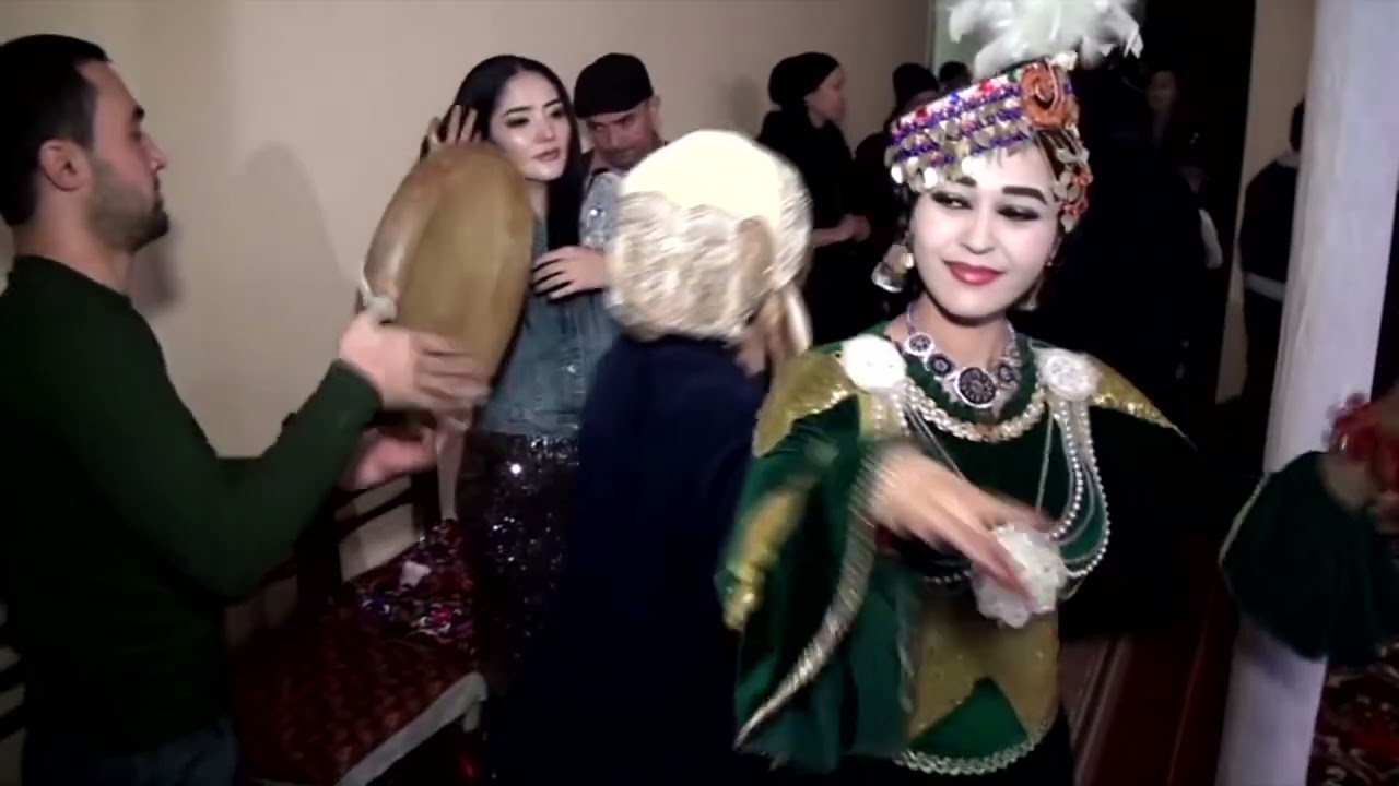 58-видео.  11.12.2020. фотиха туй