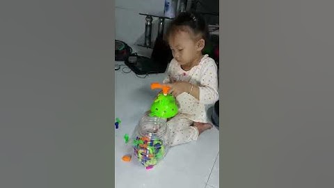 Đồ chơi bơm bong bóng nước