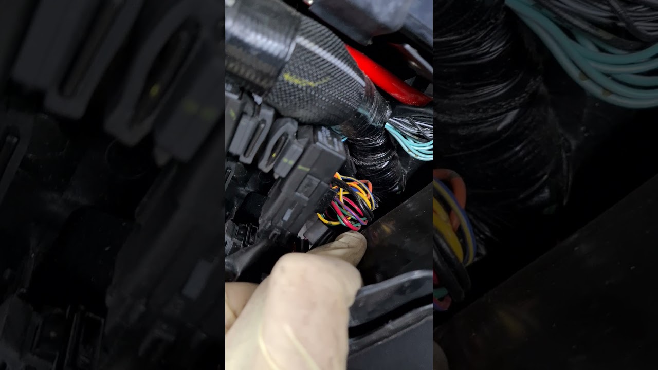 démontage bloc optique tmax 530dx sx tmax 560 rizoma  tmax 560 malossi changer bloc optique tmax dx