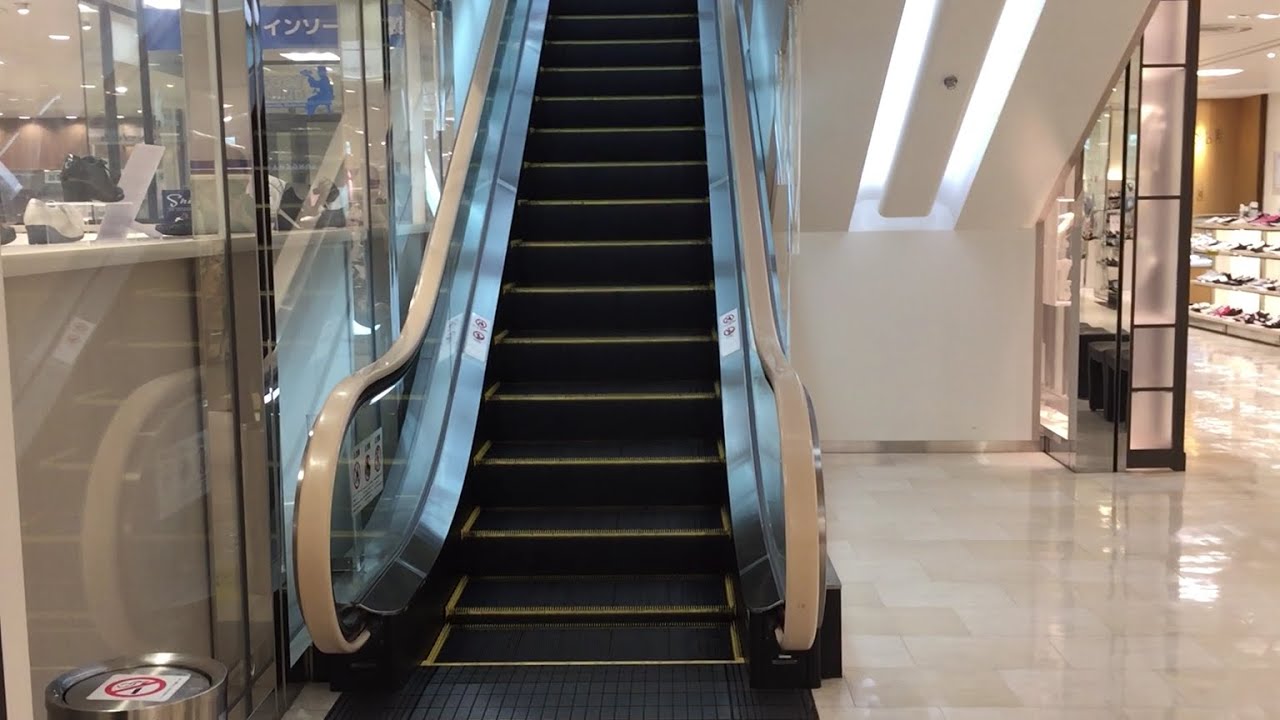 松坂屋 名古屋店 エスカレーター