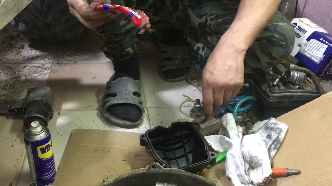 устранение течи масла из под клапанной крышки стелс гепард - YouTube