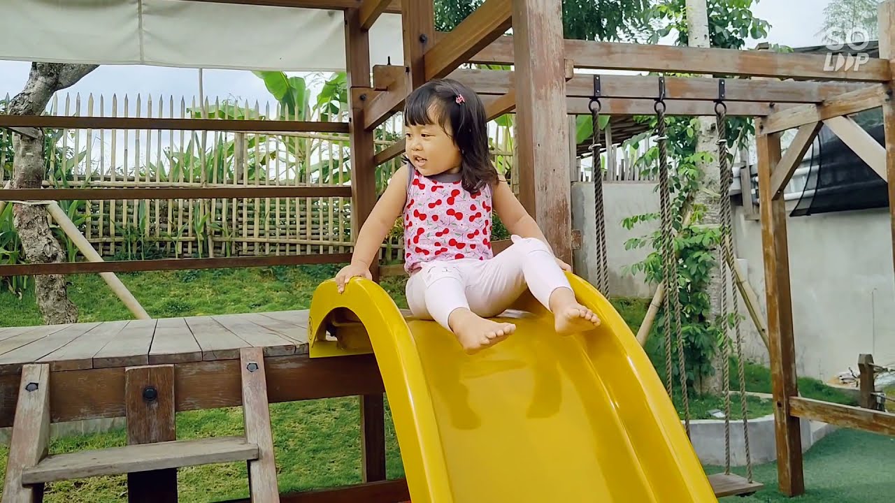 makan bakso yang ada playgroundnya di gianyar bali 
