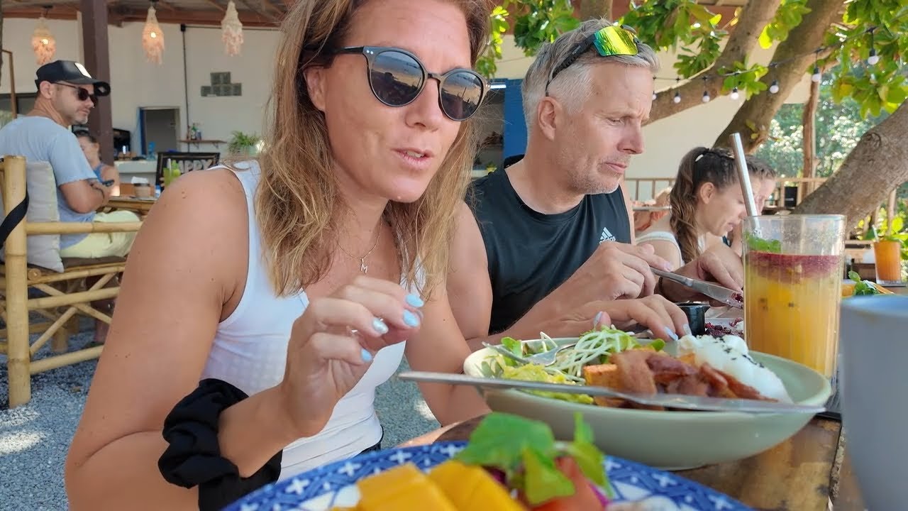 ÄNNU EN VECKA PÅ KOH LANTA 🌴 SNORKELTUR, TUESDAY MORNING, OLD TOWN LANTA & KRITS FRIENDLY BAR...