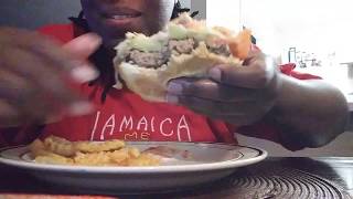 Asmr eating (soft speaking) Juicy Burger & Fries screenshot 1