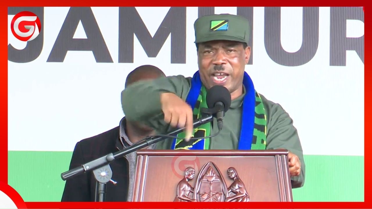 WAZIRI MKUU AAGIZA KUZUIWA HATI YA KUSAFIRIA YA MKANDARASI ALIYESHINDWA KUJENGA BWAWA LA EYASI...