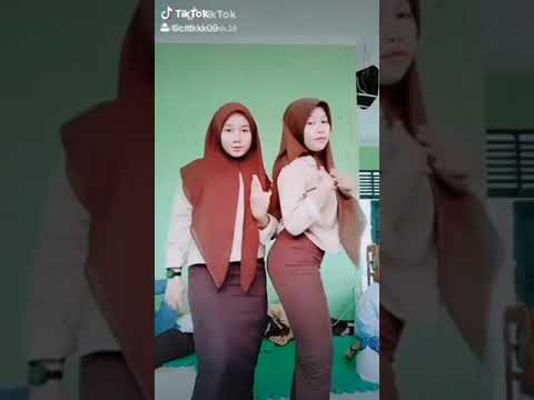 SANTIINH TIKTOK#anaksekolahan #viral #youtube #trending #shorts (1)