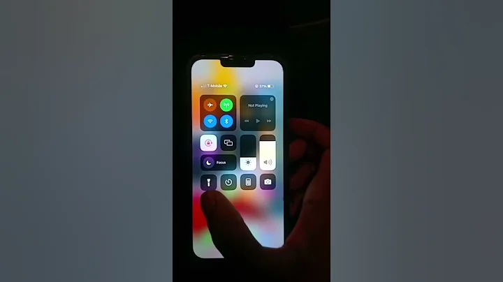 How to turn on IPhone microphone while screen recording easy #youtubeshorts #viral Subscribe👍