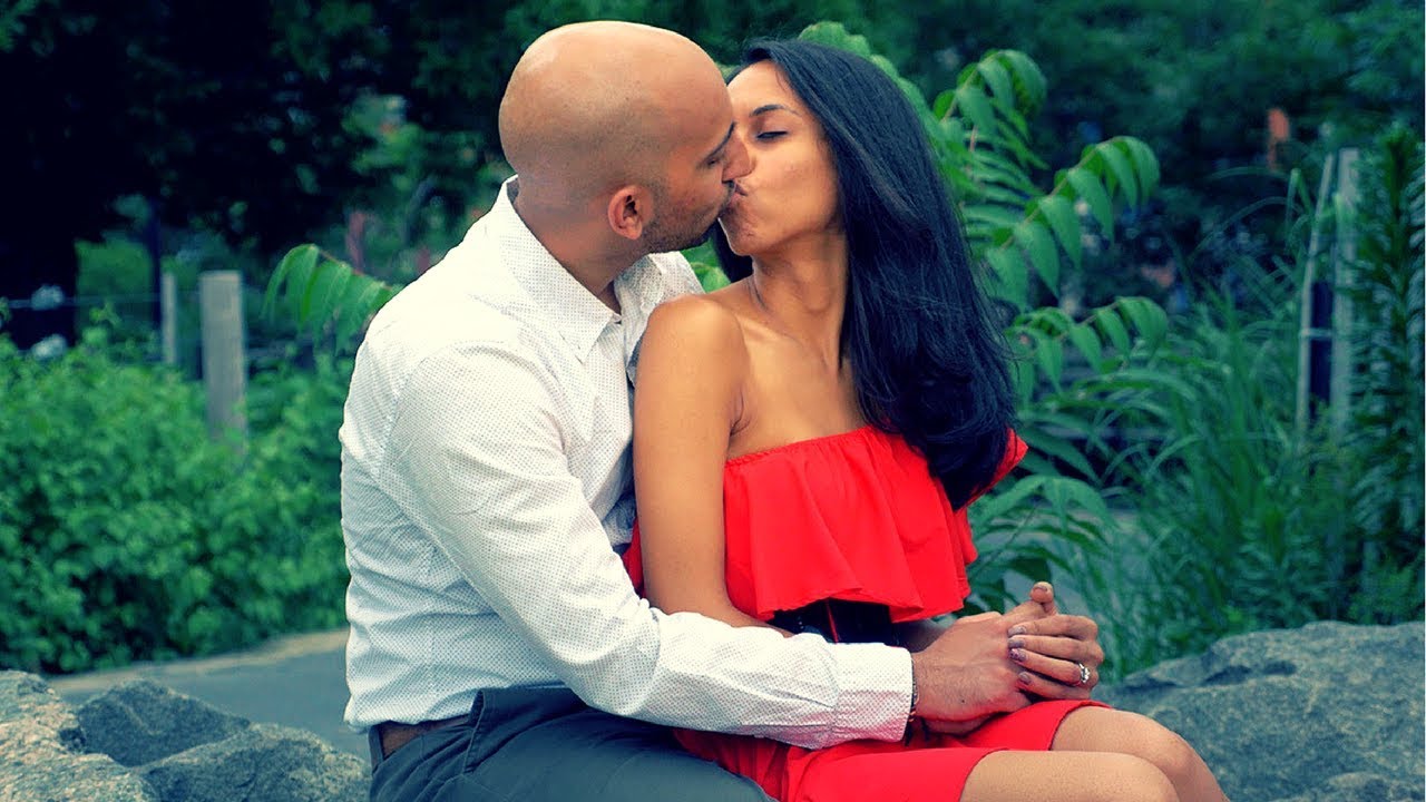 Varsha & Ajay's First Romantic Kiss | A Dil Mil Success Story