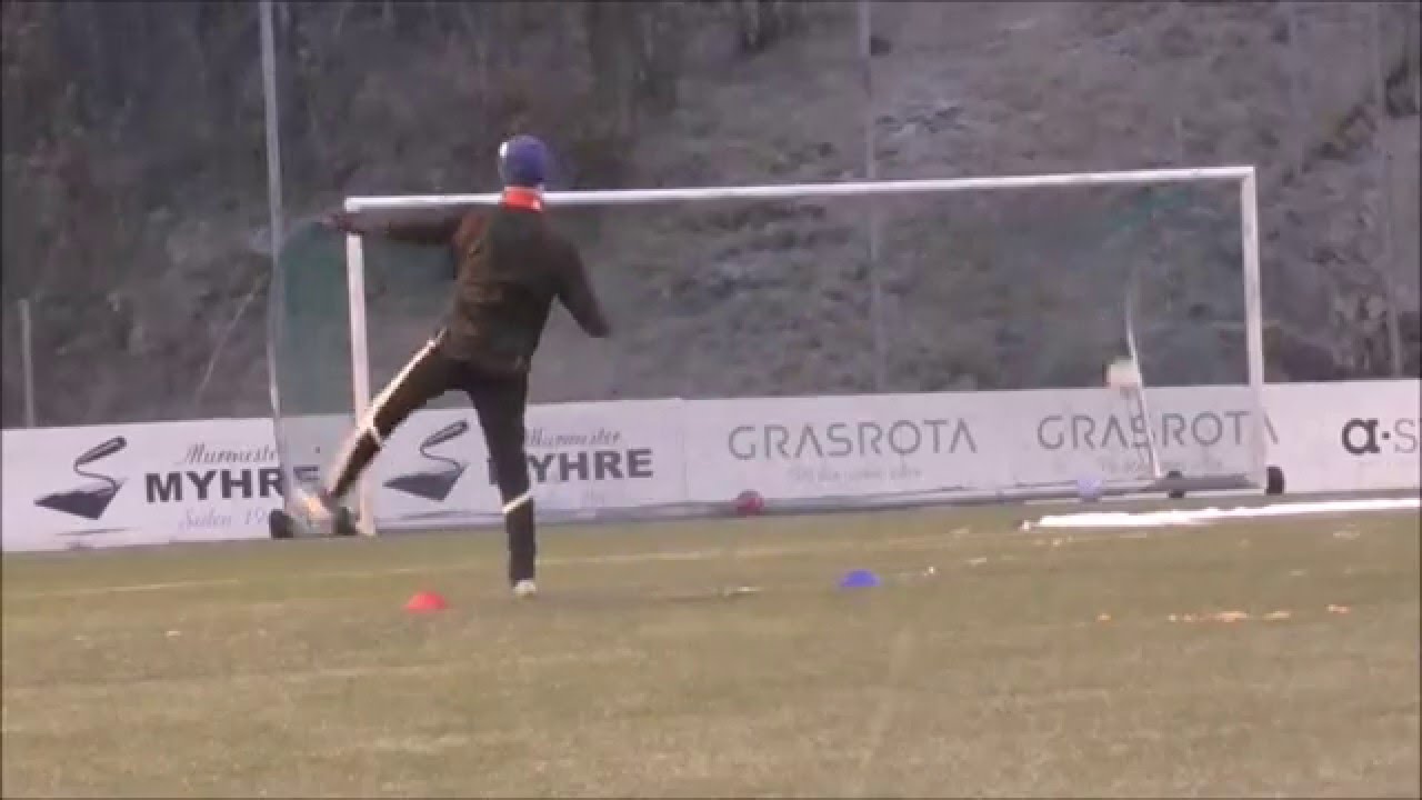INCREDIBLE KNUCKLE FREE KICKS | DIP | POWER | BEND-IT SOCCER | NORWEGIANKICKERZ