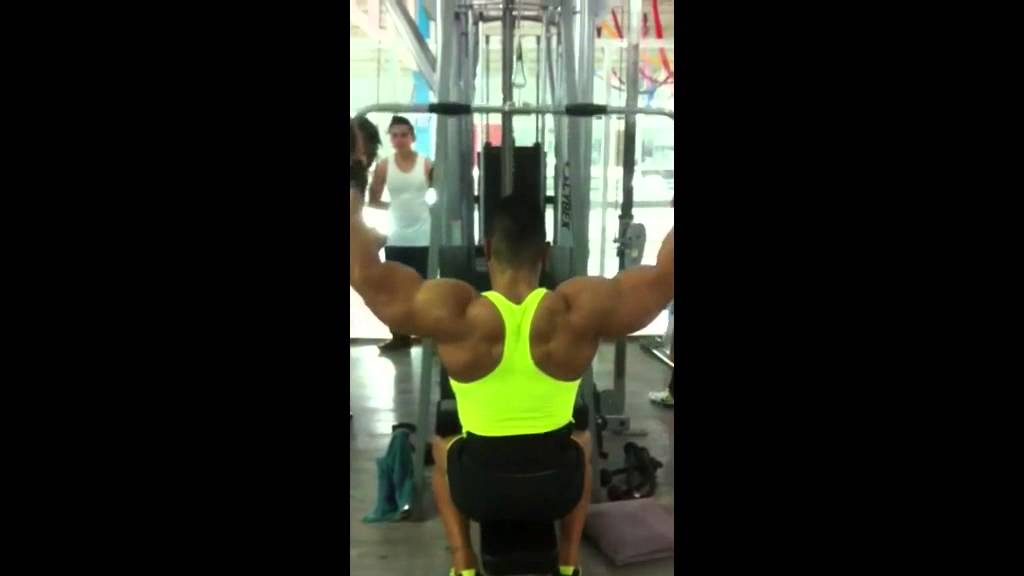alto music Robert Roman Fitness entrenamiento de Espalda