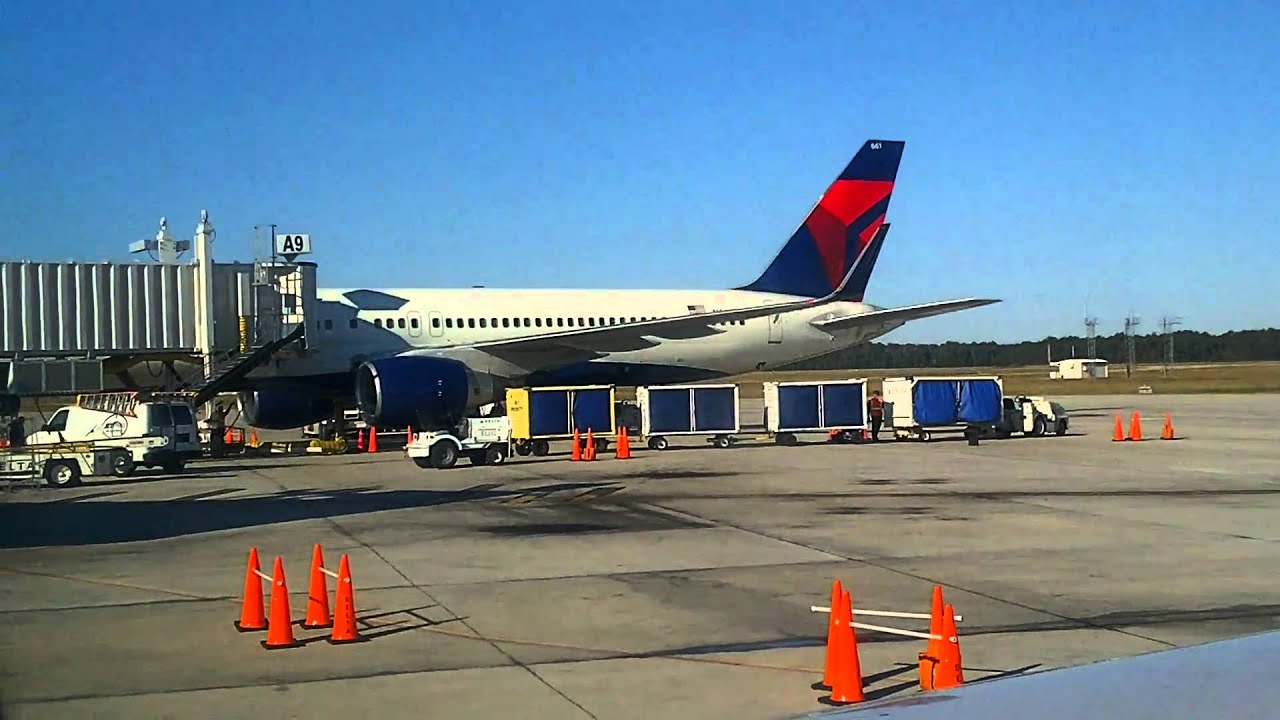 Jacksonville airport JAX tiny airplane YouTube