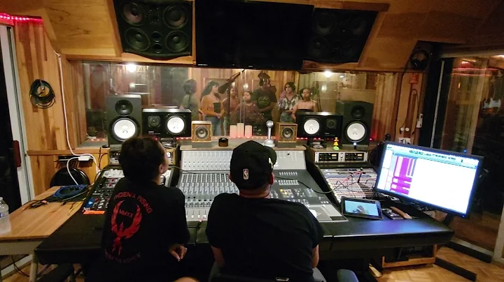 CMC in Studio with Julius Gordon