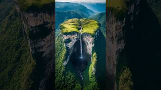 💚😱Amazing Natures waterfalls #creativeshorts  #trendingshorts #mountains #relaxing #nature .