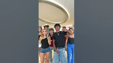 who did it better? 😱? #capri #trending #dance #viral #shorts thumbnail