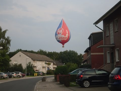 Heissluftballon Landung in