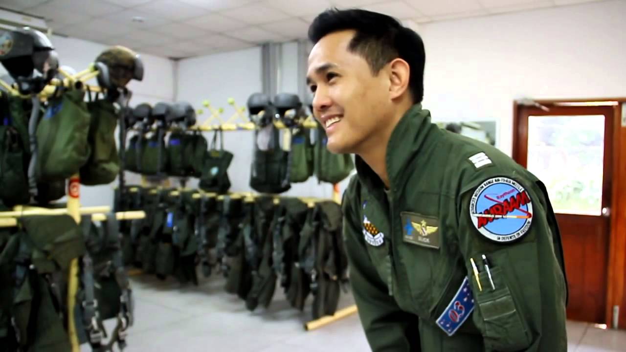 Slick 1000 Hours F16 RTAF