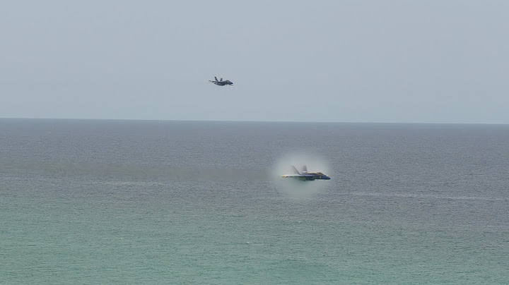 Blue Angels Sneak pass Pensacola Beach 7/7/23