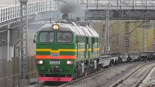 "Зелëная Машка с Сахалина!" Тепловоз 2М62У-0373 с грузовым поездом.