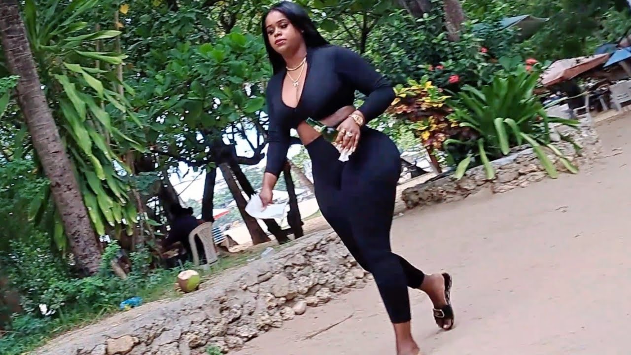 🇩🇴 sosua beach | it's A vibe in the Air | single Ladies everywhere.