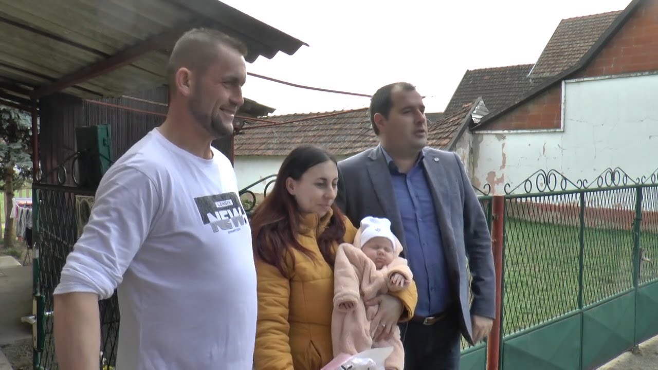 za-prvoro-ene-bebe-u-2024-godini-op-tina-kanji-a-donirala-po-80-hiljada