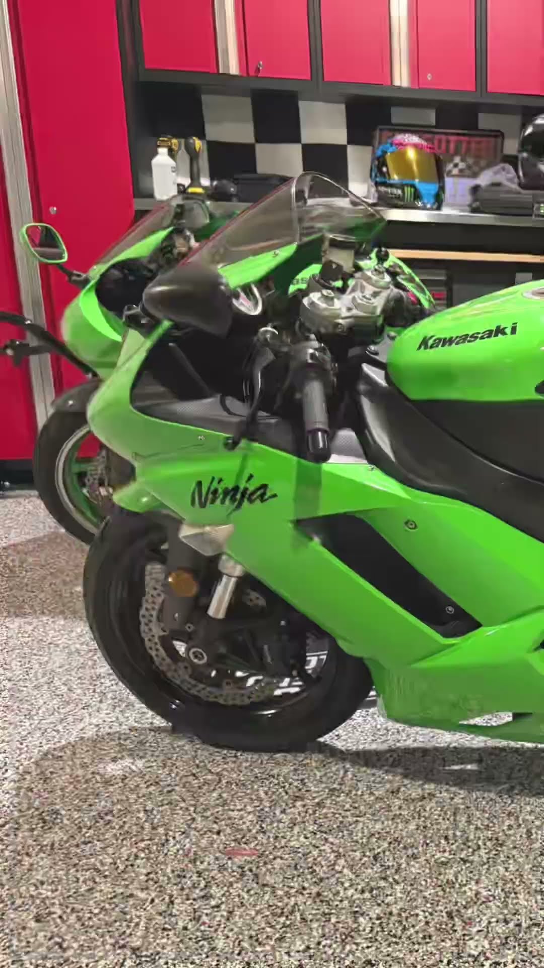 ZX-6R - It's Lit - YouTube