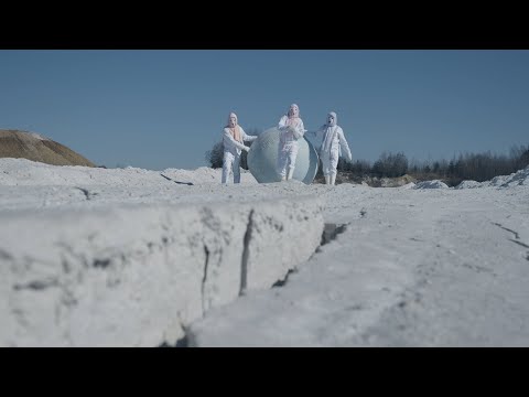 Regardez CLOUDELVIS 'PULL IT' (OFFICIAL VIDEO) sur YouTube Regardez CLOUDELVIS 'PULL IT' (OFFICIAL VIDEO) sur YouTube