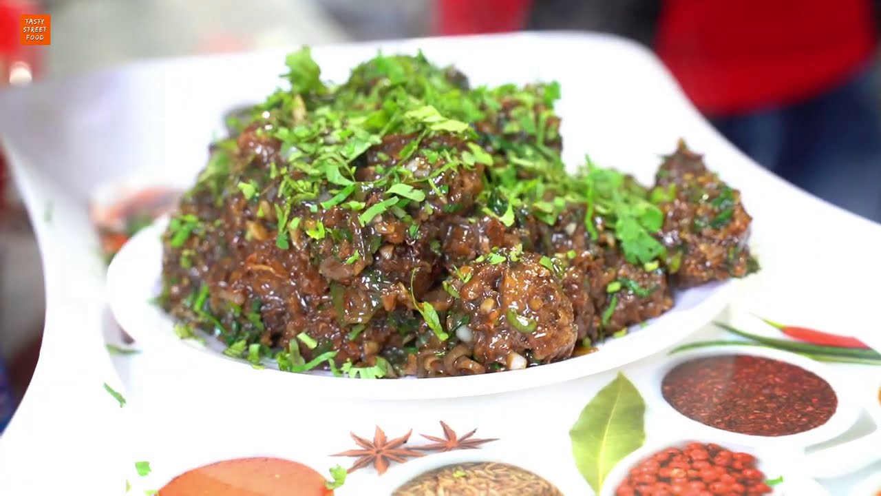 Chinese Manchuriyan & Pav Bhaji | Madras Cafe Restaurant, Surat City | Indian Street Food | Tasty Street Food