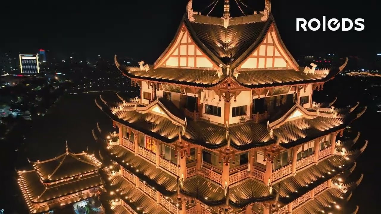 Gleaming Glory: A Stunning LED Transformation of an Iconic Building