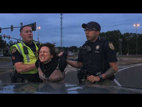 Girl Learns Emotional Blackmail Doesn’t Work With Cops