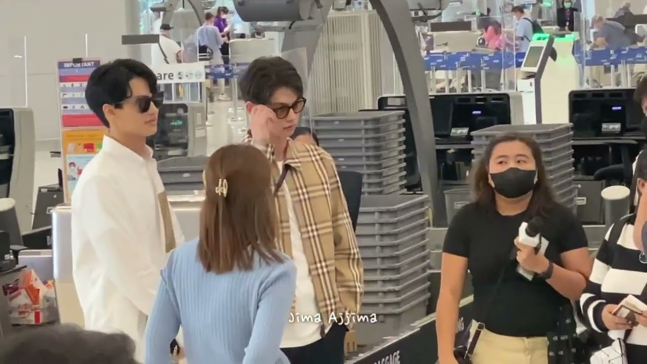ไบร์ท วิน เดินทางไปงาน Burberry ที่สิงคโปร์ @SuvarnabhumiAirport 13-7-2022
