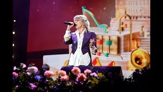 Chrissie Hyde & BBC Concert Orch - Brass In Pocket (Proms in Hyde Park 2019) chords