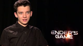 Http://www.joblo.com - asa butterfield interview "ender's game" (hd)
joblo.com70 years after a horrific alien war, an unusually gifted
child is sent to ...