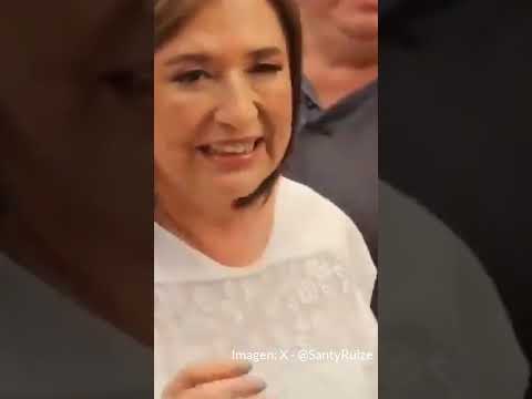 Xóchitl Gálvez recibe limonazo en la cara en un mercado de la Miguel Hidalgo