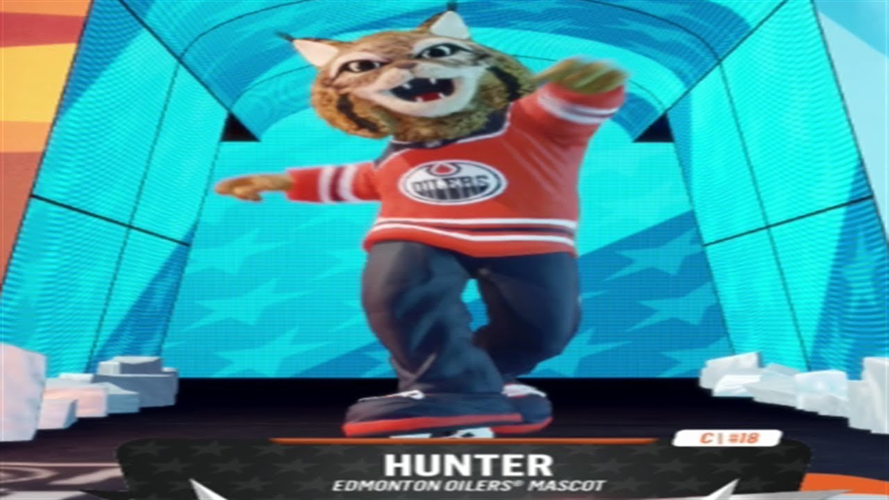 NHL 18 MASCOT Gameplay...  LOL!!  (NHL 18 the New Circut Mode)