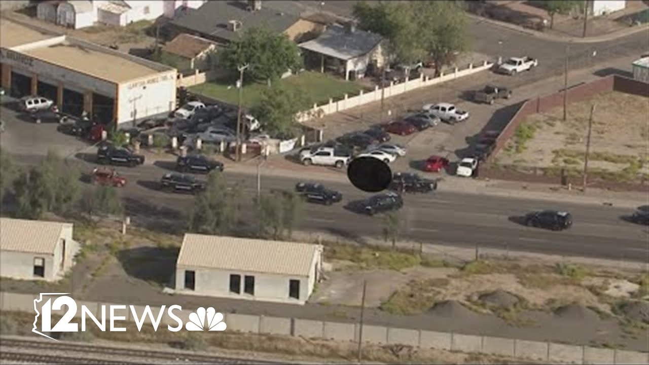Breaking: Large police investigation in Avondale - YouTube