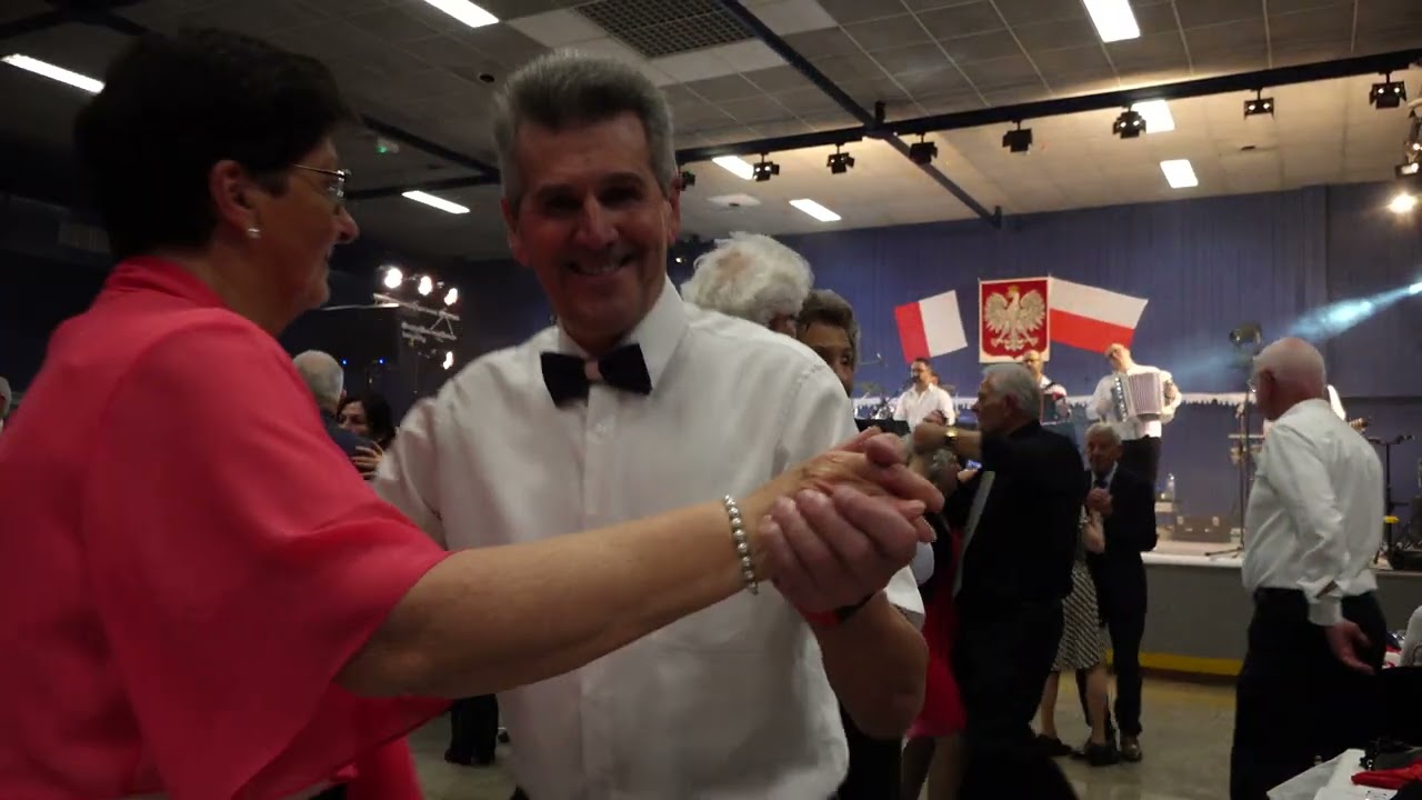 C0020 L Excellent Orchestre Yvan et Jerome Bardzinski a Sallaumines le 16 Novembre 2O25