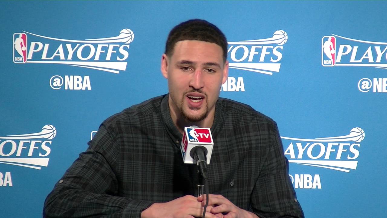 Warriors' Klay Thompson throws love to brother Trayce at press conference