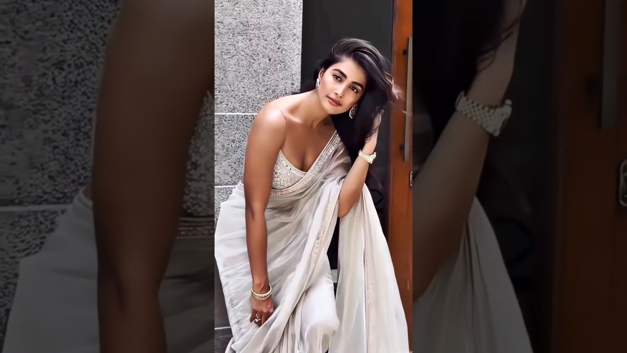 Poojahegde latest photoshoot in saree heat raising
