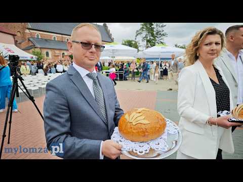 Hard work, polonaise, and the smell of fresh bread. Harvest festival in Szczepankowo