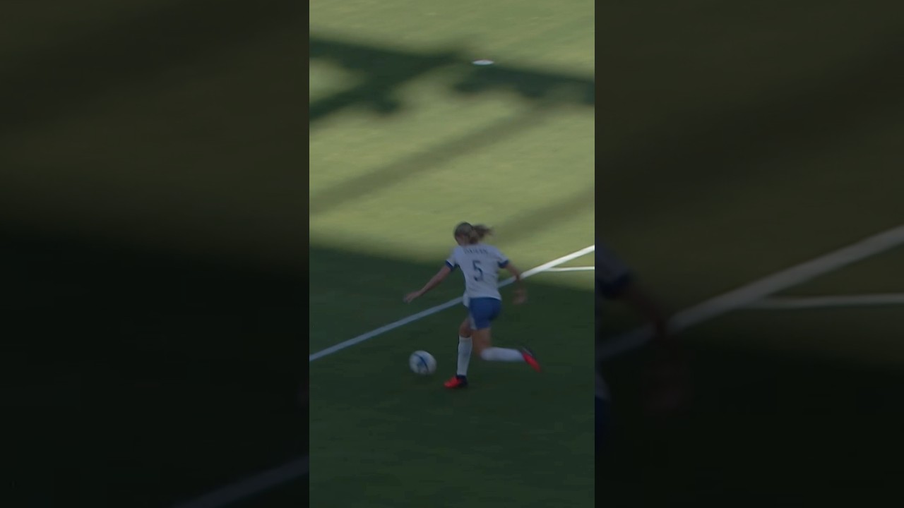 Maddie Dahlien gets a goal of her own! 💪 #nwsl #soccer #football