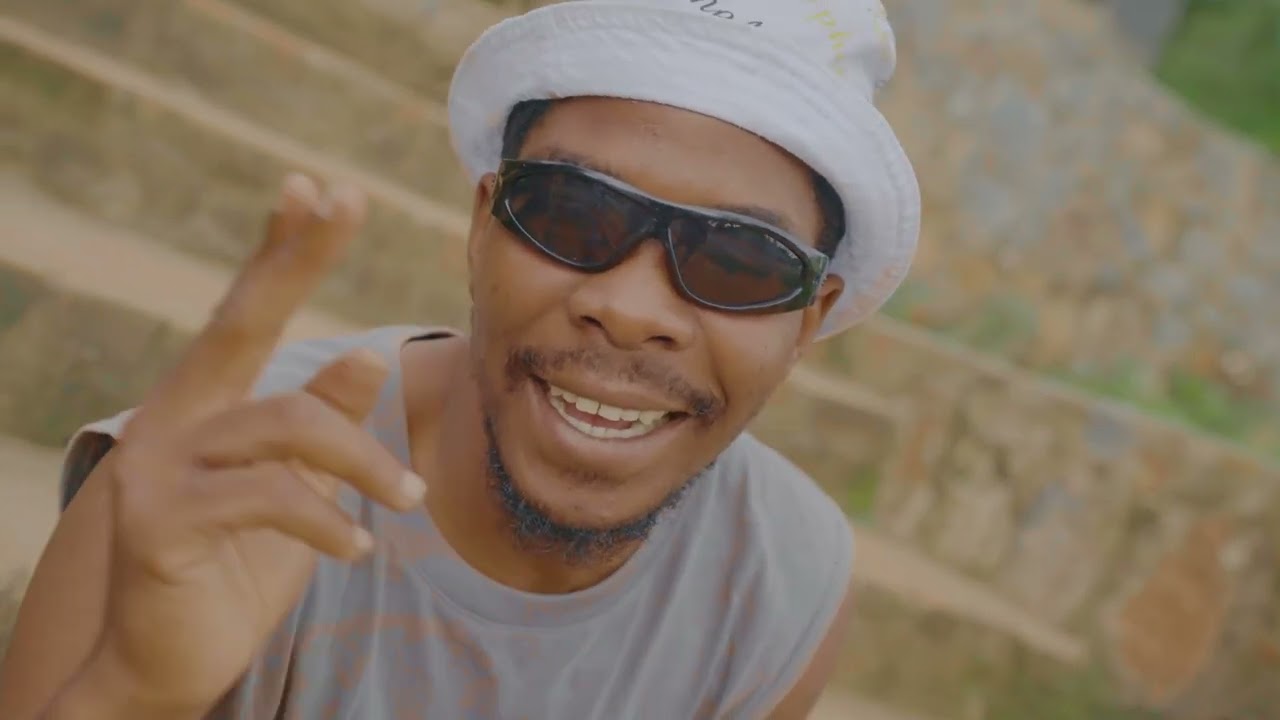 OB THE OG Mw x Six July, Gogo