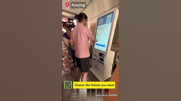 Ticket vending machines are helping foreign tourists in Nanjing. #ChinaTravel #smartlife